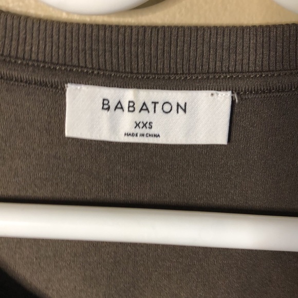 Babaton light weight 3/4 sleeve olive top - Picture 2 of 5